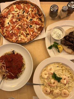 aurora pizza, shrimp fettuccine, lamb platter