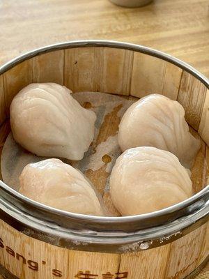 5/5: Steamed shrimp dumpling, har gow.