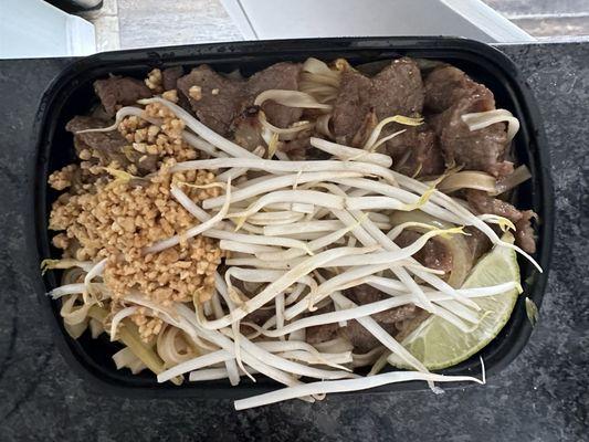 Beef pad Thai