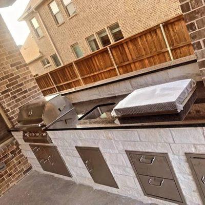 Outdoor kitchen