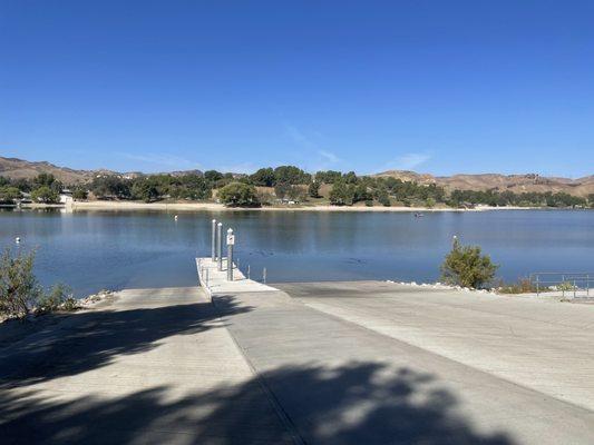 Beautiful, empty lake on a Nov Monday.