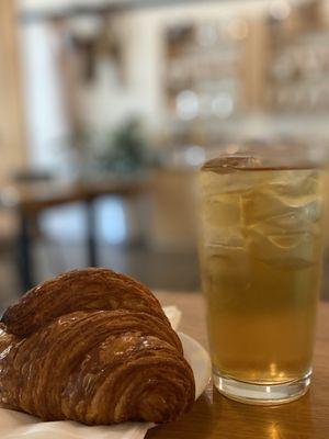 Butter croissant and iced white peony tea