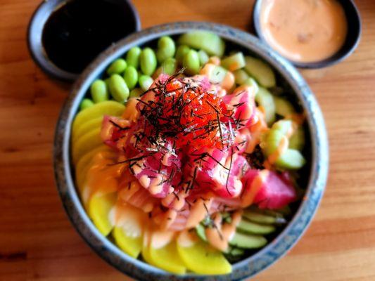 Yama sushi bowl - sooooo great and good!