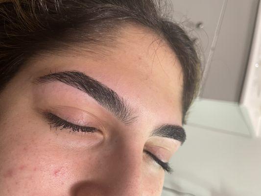 Eyebrow threading