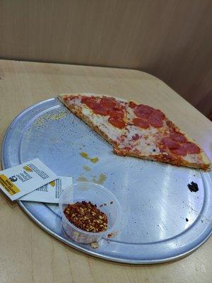 Una pizza familiar con sólo 2 sobres de queso.