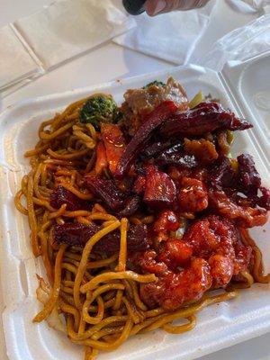 3-choice meal with beef broccoli, boneless bbq ribs, and a breaded chicken.