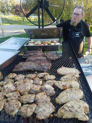 Chicken, tri tip, veggies for an intimate wedding