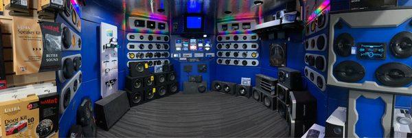 Panorama of the car stereo room