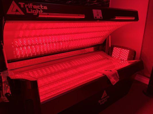 Red light therapy bed. The light on the end is used for either foot pain/neuropathy.