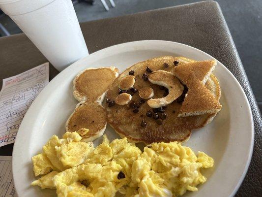 Children's  pancakes made so cute!!!!