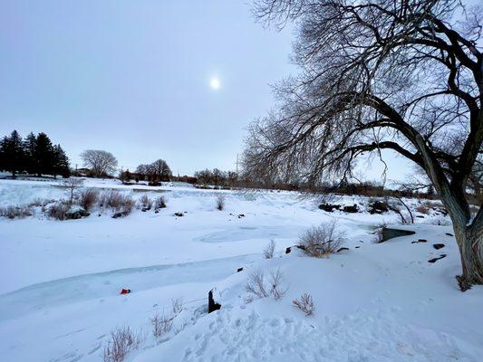 Our frozen spring break hike around the completely frozen falls and Snake River March 2023!