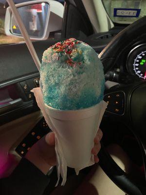 Blue razz raspa w ice cream in the middle