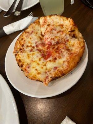 Kids cheese pizza