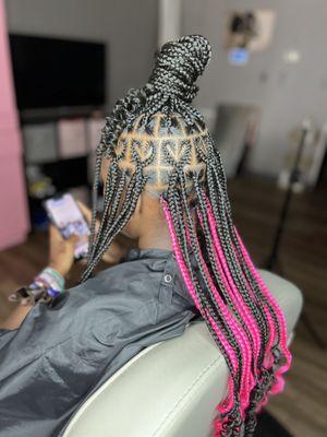 Knotless and heart braids