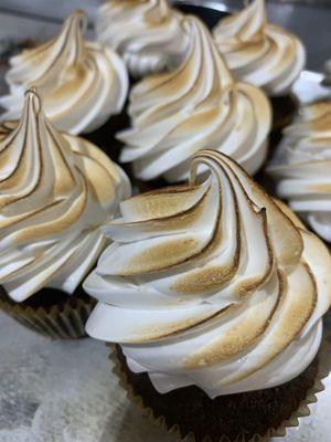 S'more cupcake