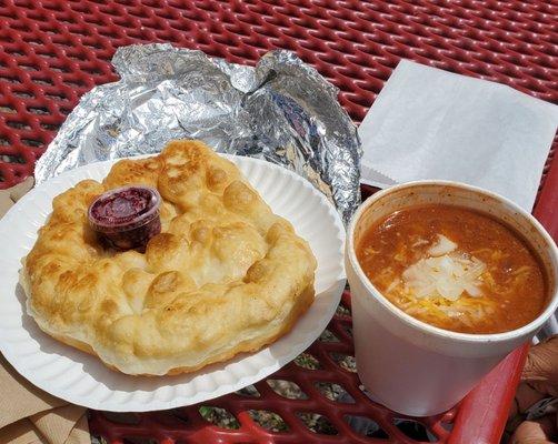 Fry bread with elk chilli