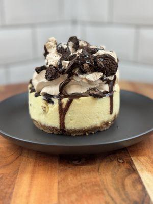 4in Oreo cheesecake