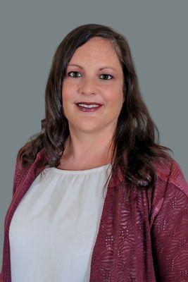 Julie Hagelthron Agent at Stanton Insurance