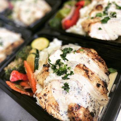 Lemon pepper grilled chicken meal prep