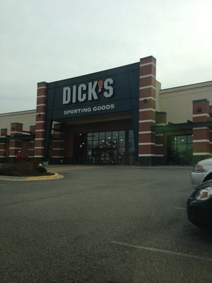 DICK'S Sporting Goods