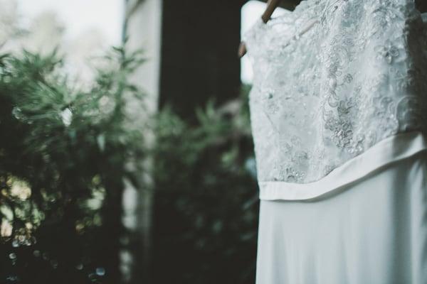 The lace was beautifully, skillfully and seamlessly molded for the bodice. Kristin Hallak Photography