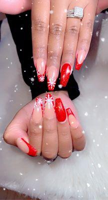 Nails with design