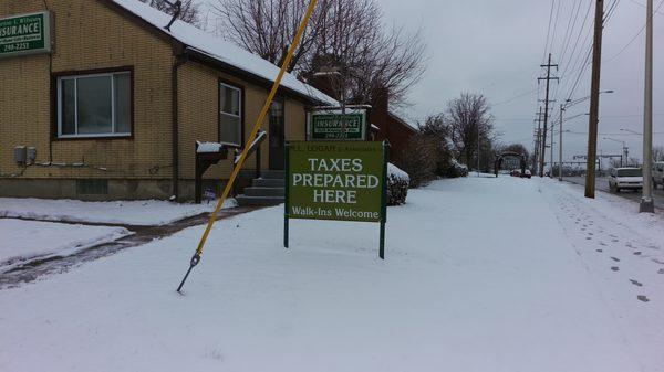 Office sign at the corner of Wilmington Pike and Imperial Blvd