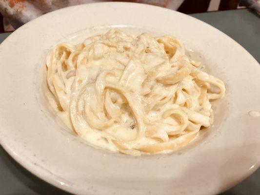 Fettuccine Alfredo (Kids portion)