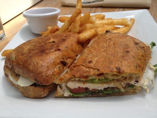 Turkey Sandwich (focaccia bread, avocado, tomato, caramelized onions, artisan lettuce).