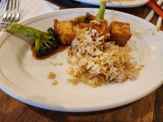 Sad fried rice with tofu.