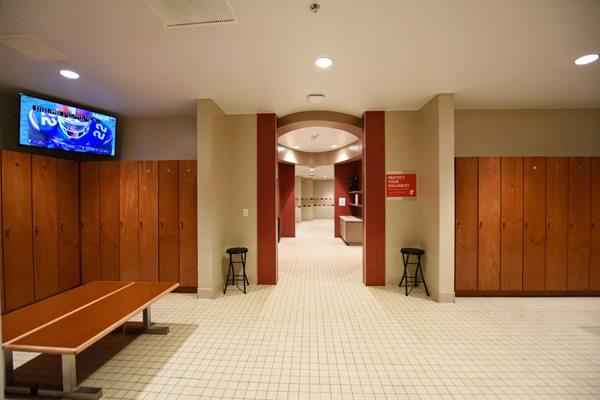 Frank DeLuca YMCA Family Center - Mens Locker Room