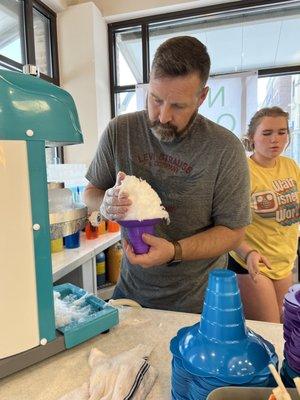 Craig making my shave ice