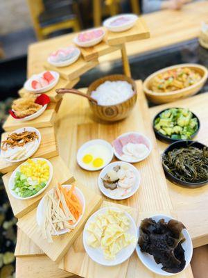 Zhuangyuan Guo Qiao Rice Noodle