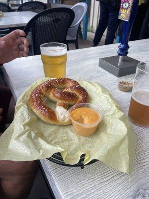 Pub pretzel