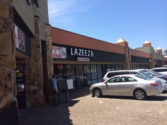 Lazeeza Restaurant