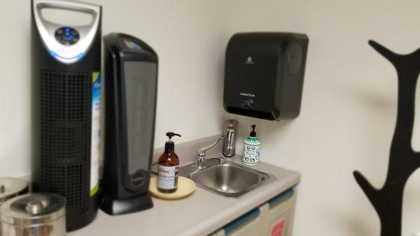 Sink with Soap and Paper towel in Treatment Rooms to meet the Highest Hygiene standards