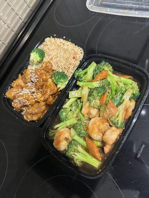 Shrimp & Broccoli with Garlic Sauce   Sesame chicken