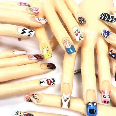 Famous Nails