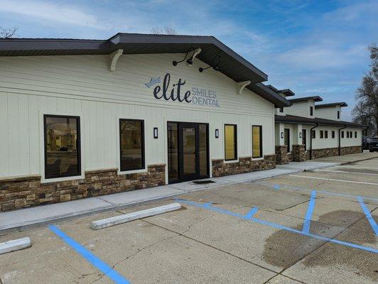 Elite Smiles Dental