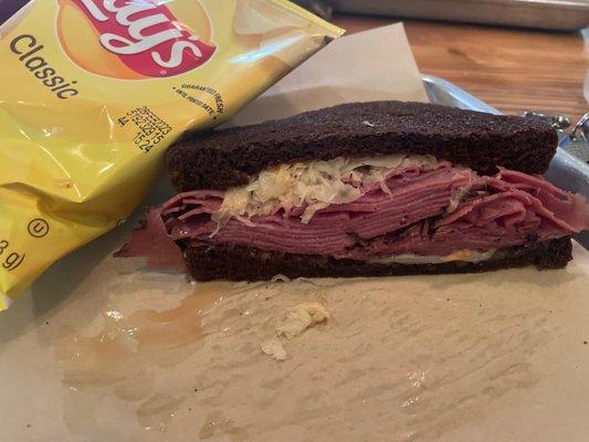 Pastrami Rueben, delicious!