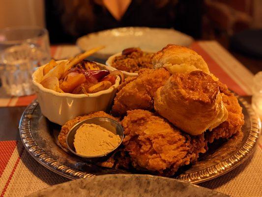 Fried chicken with rice and veggies