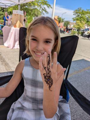 Very excited for her first ever full hand tattoo of her choice!