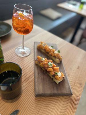 Aperol Spritz and Bruschetta