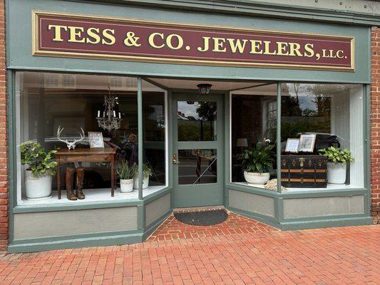 Tess & Co Jewelers