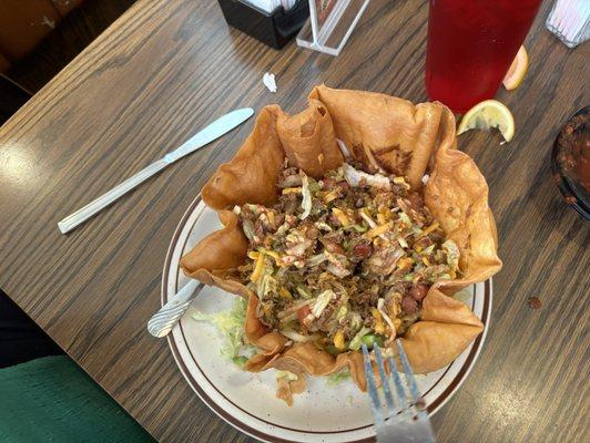 Taco salad with crispy flour shell