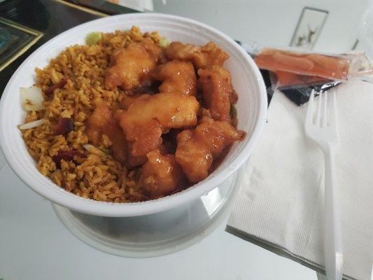 General Tso's Chicken  (Lunch Special)