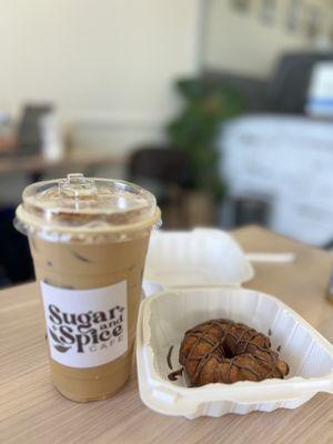 Cookie butter latte and churro with Nutella. Great combo for late morning:) Cozy and friendly:)