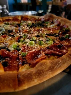 Walter's303 Pizzeria & Publik House Uptown