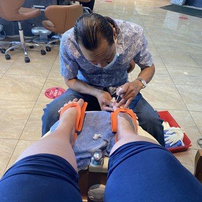 Pedicure, French tip