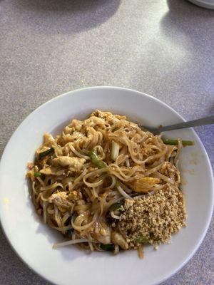 Pad Thai with chicken